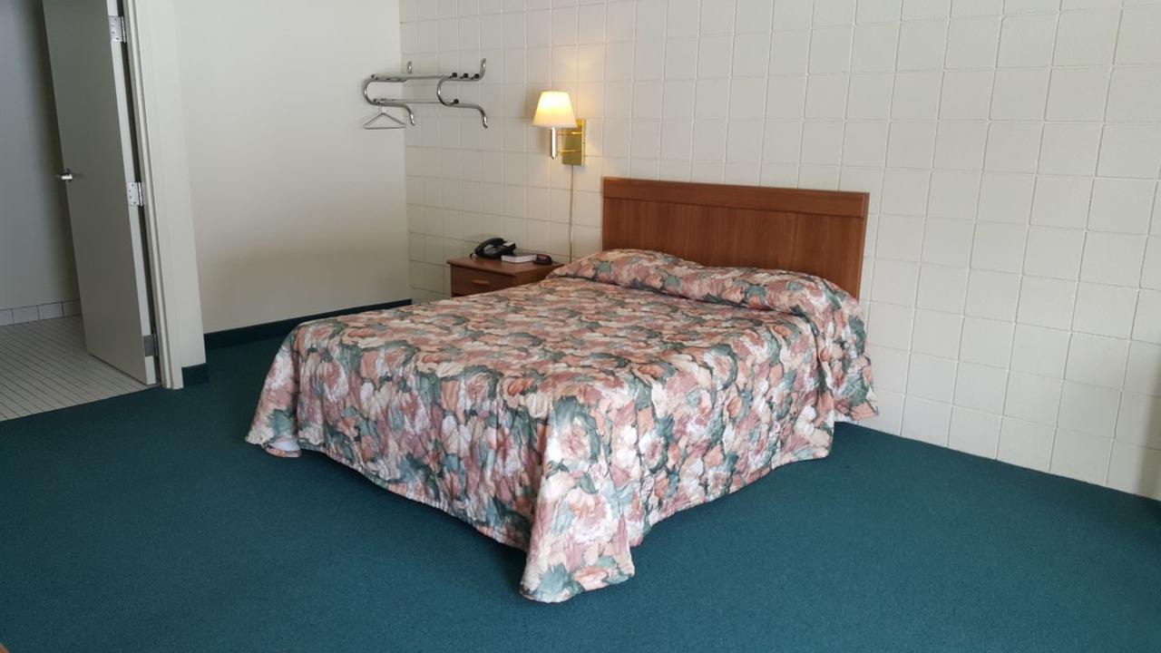 Oakridge Motel Newaygo Luaran gambar