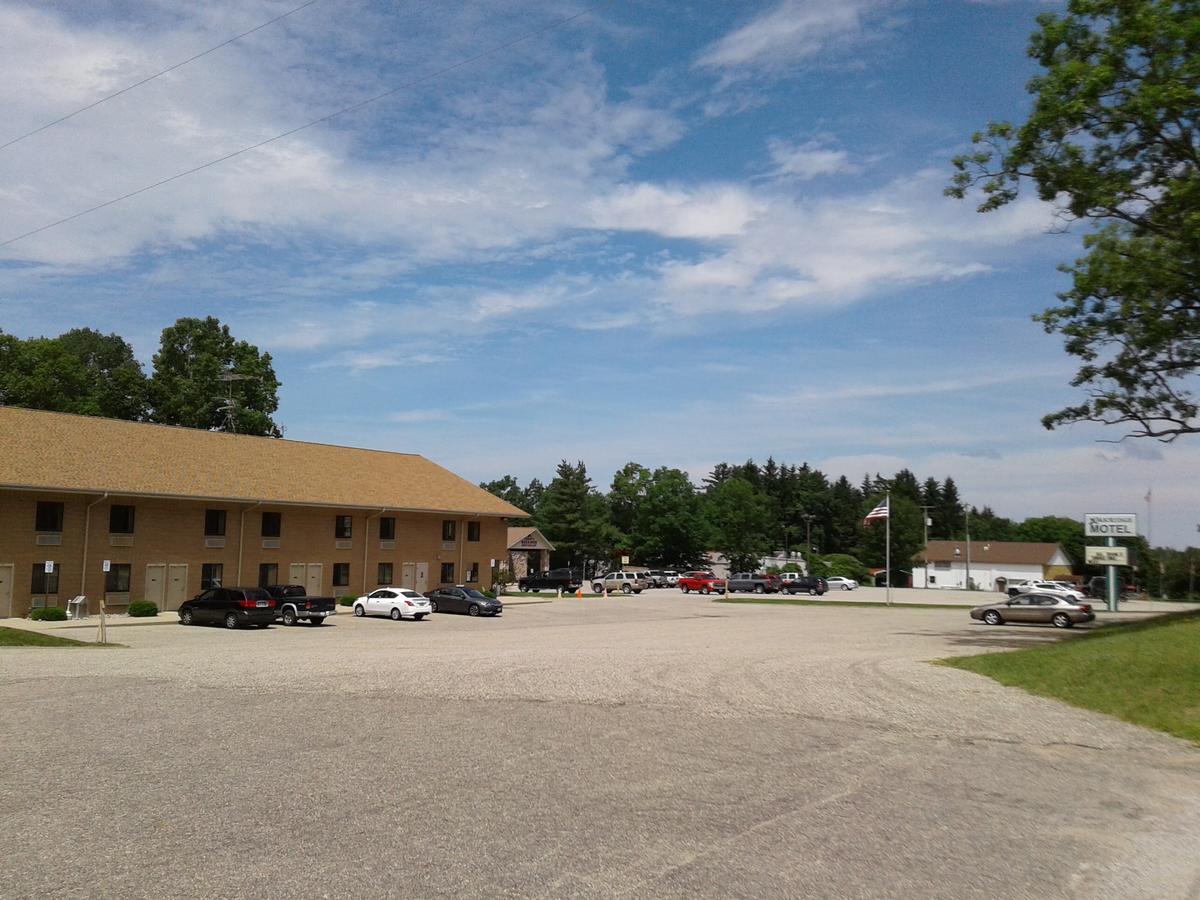 Oakridge Motel Newaygo Luaran gambar